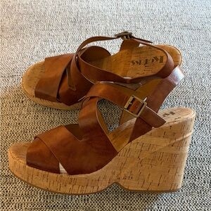 Tres Jolie SANDALI TACCO BASSO CON BANDA PLISSETTATA DONNA CUOIO - Step By Step Shop Tres Jolie SANDALI TACCO BASSO CON BANDA PLISSETTATA DONNA CUOIO - Step By Step Shop